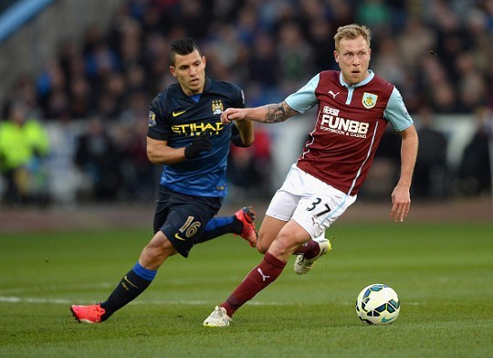 小罗：之前的监狱经历还算不错，原以为他们会殴打我（小罗回忆：监狱生活比预期好，曾担心会被打）