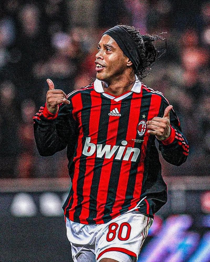 天妒英才，国米旧将范赫斯登转投西协甲后生涯第三度遭遇ACL受伤